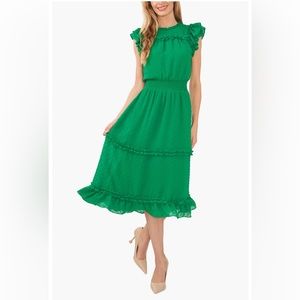 💚CeCe Clip Dot Dress Lush Green in Size Medium 💚